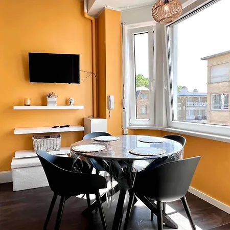 Family With Sea View For 6 Apartment *